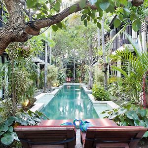 S'Cape Condotel